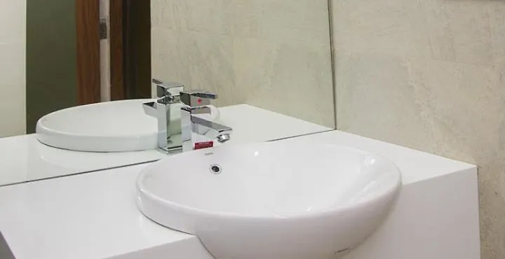 Emarald Hotel Calicut 3*, Kozhikode India