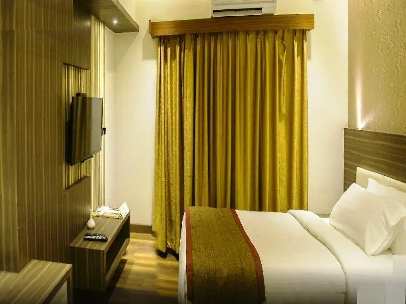 Emarald Hotel Calicut